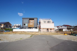 【前面道路含む現地写真】 | 【仲介手数料無料！！】府中市日新町5丁目　新築戸建て（全3棟）2号棟　5390万円