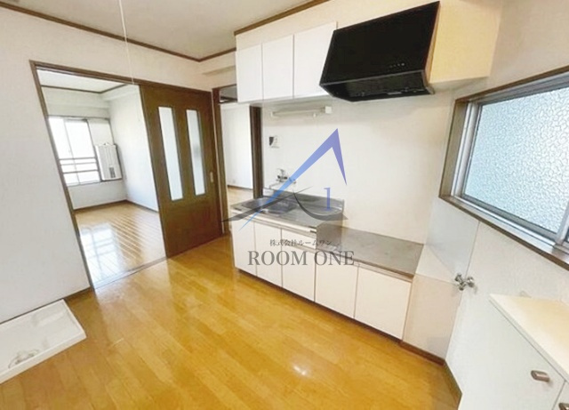 ヒルズハウスの居間・リビング|洋室のお部屋です。