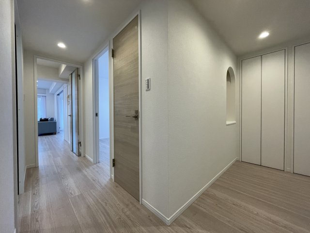 このマンション知っている人は、４階だからこそ意味があると分かる。そんな【NICシルクハイム三ッ沢桜台A棟】リノベーションの内装