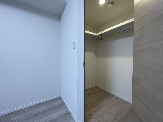 このマンション知っている人は、４階だからこそ意味があると分かる。そんな【NICシルクハイム三ッ沢桜台A棟】リノベーションの収納