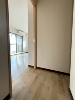 【洋室】 | コンフォール南森町