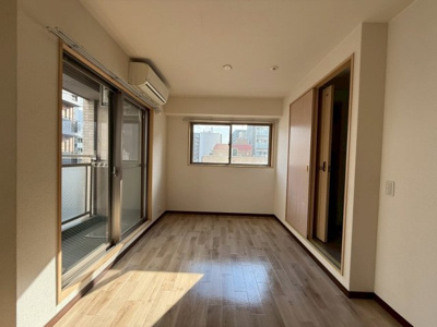 【居間・リビング】 | コンフォール南森町