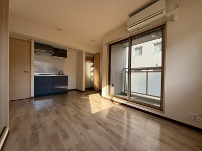 【居間・リビング】 | コンフォール南森町