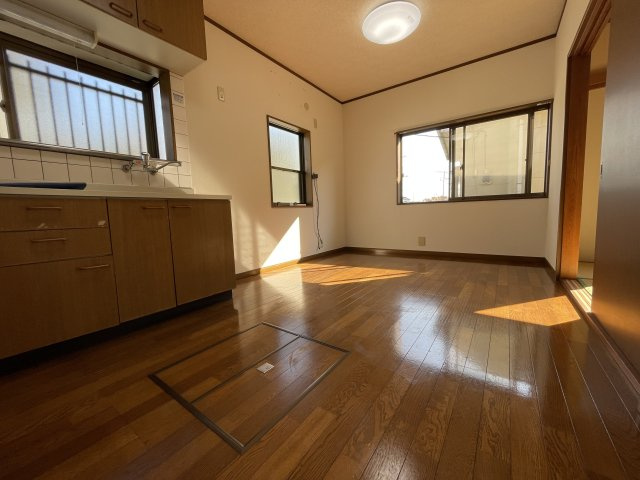 茂原市粟生野中古戸建の洋室