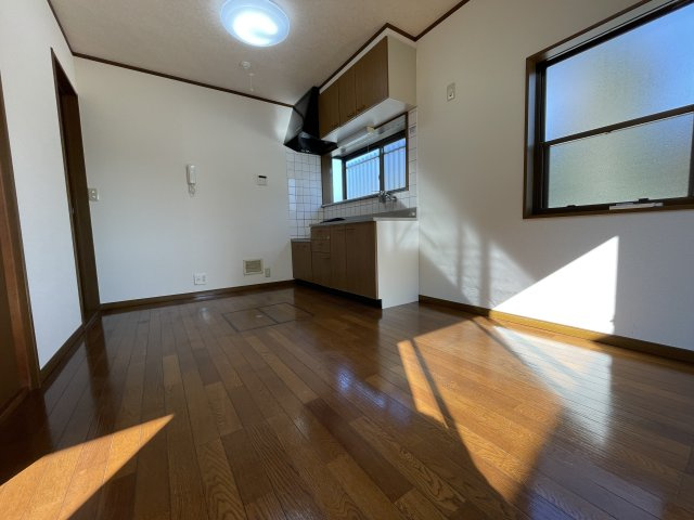 茂原市粟生野中古戸建の洋室