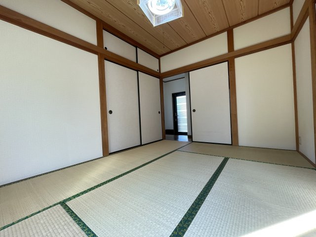 茂原市粟生野中古戸建の和室