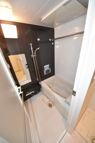 アーバネックス大手前の浴室