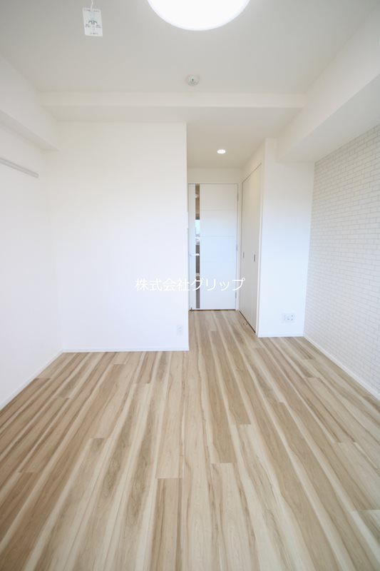 マキシヴ阪東橋ツインイーストの居間・リビング