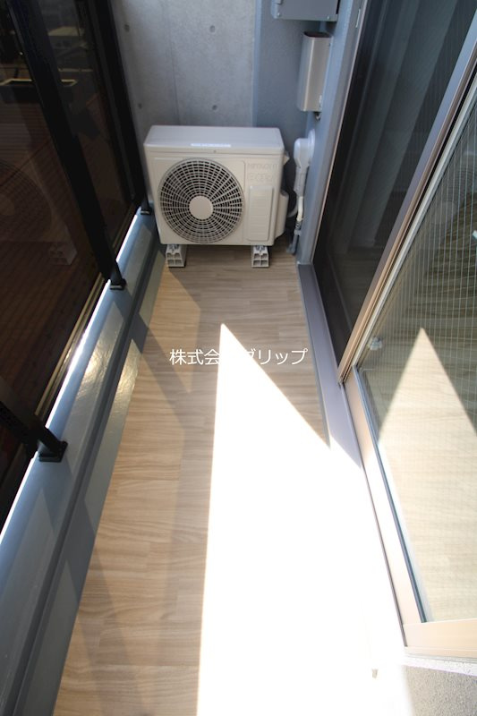 マキシヴ阪東橋ツインイーストのバルコニー