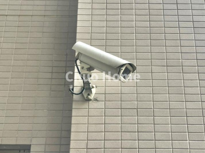 【防犯設備】 | 東京ビューマークス | 【防犯カメラ】何かあった時の大事な証拠になることももちろんなりますが、防犯というくらいですので大事なのは防犯カメラがあることによって抑止力につながることですよね。