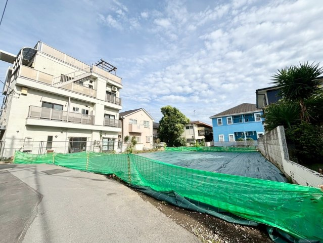 杉並区阿佐谷北3丁目　建築条件付き売地　残2区画の前面道路含む現地写真|自然と触れ合い・便利で安心な暮らしを！

ご内見希望・資料請求などお気軽にお問い合わせ下さい！
03-5990-5201