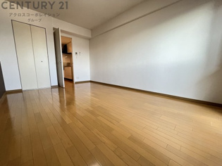 ソレアード　アビの居間