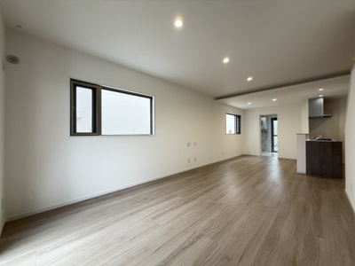 【玄関】 | 嘉手納屋良Ⅱ（全5棟）4号棟 | ※同仕様写真です