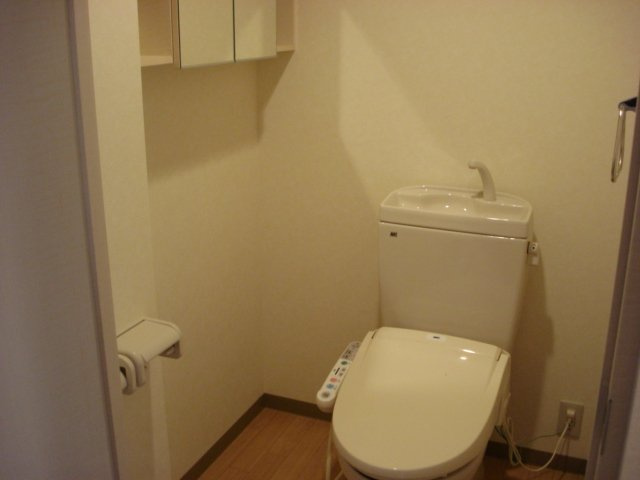 【トイレ】 | デュエール | シャワー付トイレ