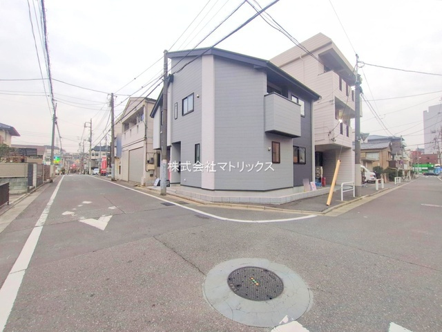 板橋区徳丸2丁目　南西角地×全居室南向き　限定1棟の前面道路含む現地写真