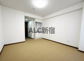 青山アルコープの居間・リビング