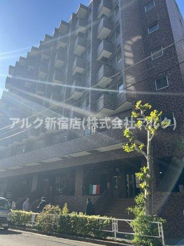 青山アルコープの外観