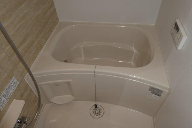 アンジュラピスの浴室|追い焚きバス