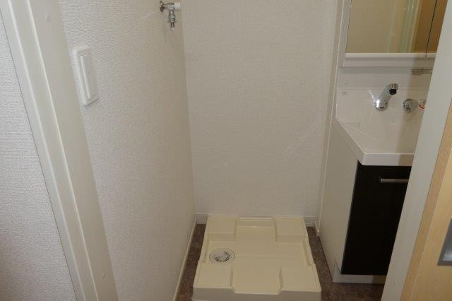 アンジュラピスのその他|洗濯機置き場