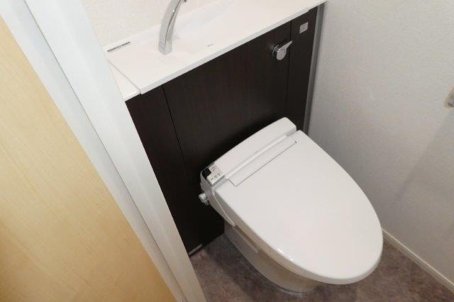 アンジュラピスのトイレ|ウォシュレット