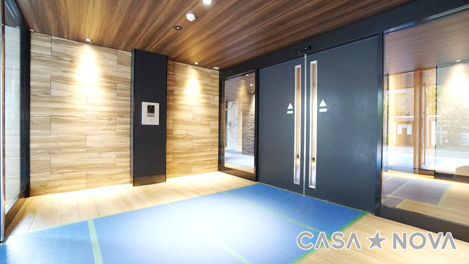 CREST TAPP平安通のエントランス|建物の内部です