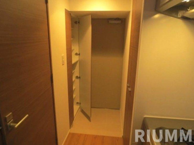 【玄関】 | スパシエヴァロル品川荏原