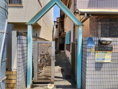 フロールさがののエントランス