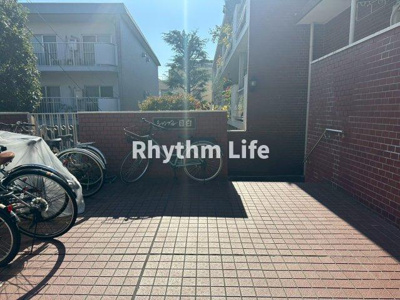 【エントランス】 | シャンブル目白