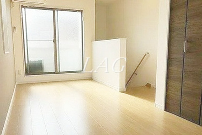 【居間・リビング】 | コンフォール駒込 | 洋室のお部屋です。