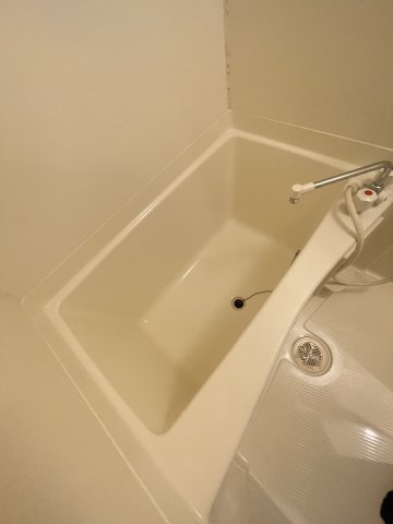 ベアーレ井尻の浴室