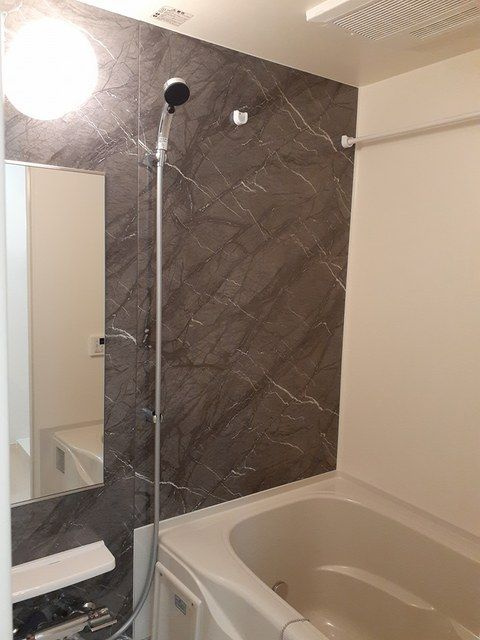 ペリドット鳴浜の浴室|ゆったり過ごせるお風呂です