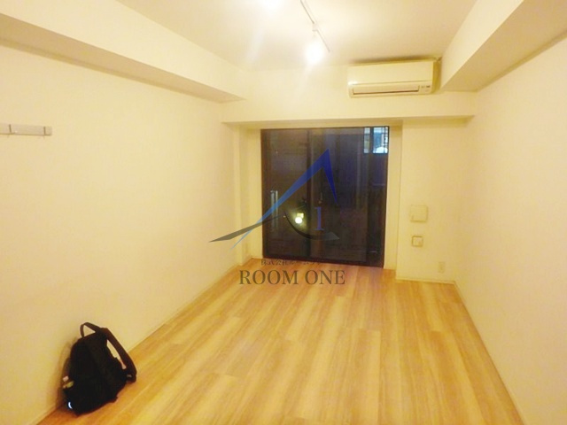 ARTESSIMO LAVIの居間・リビング|洋室のお部屋です。