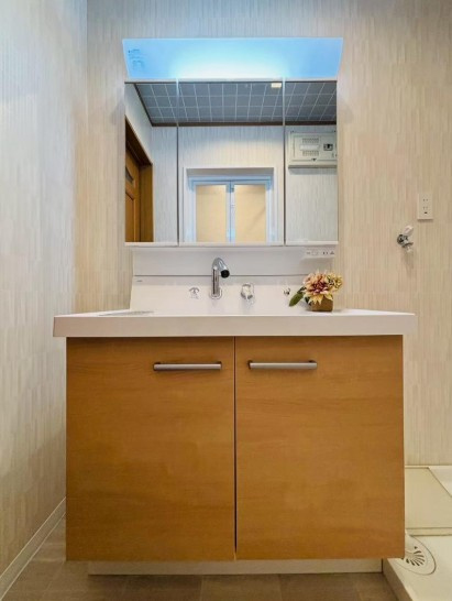 福島区海老江　中古戸建の独立洗面台