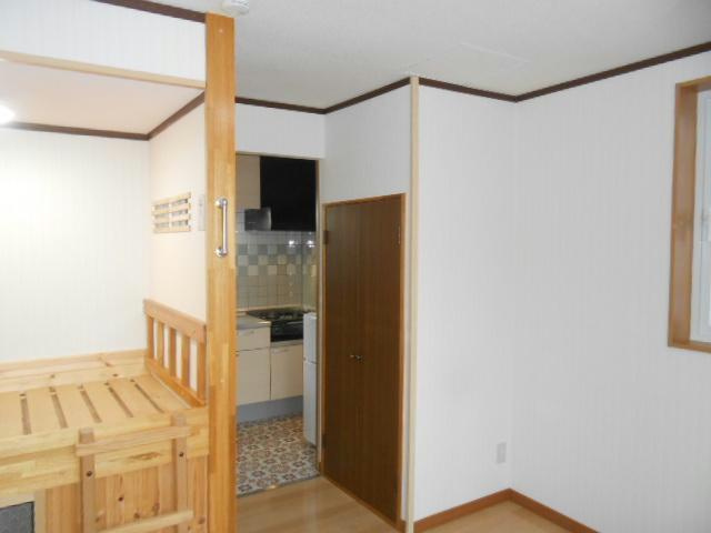 ハイツあわのⅡの居間・リビング