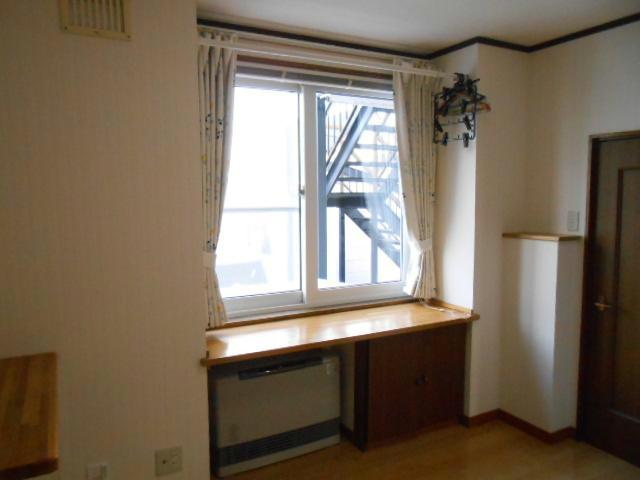 ハイツあわのⅡの居間・リビング