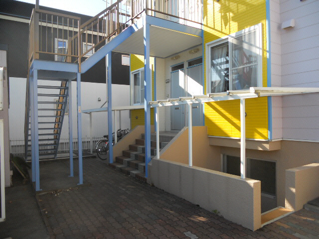 ハイツあわのⅡのエントランス