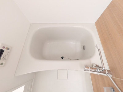 【浴室】 | Villa Hermitage Court | コンパクトで使いやすいお風呂です