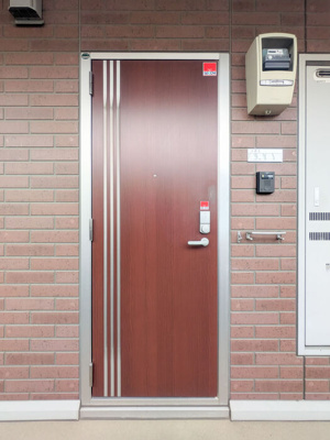 【玄関】 | Villa Hermitage Court | 毎日通る玄関はこちらです