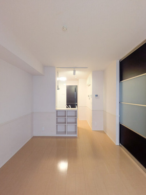 【居間・リビング】 | Villa Hermitage Court | 使いやすい居間です