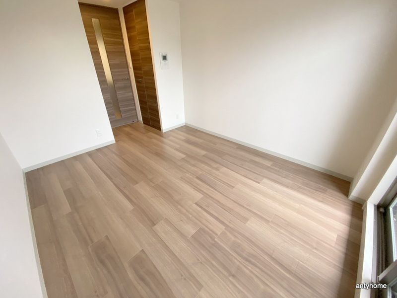 プレサンス高津公園ディオ　仲介手数料無料の洋室