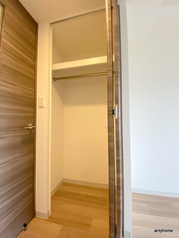 プレサンス高津公園ディオ　仲介手数料無料の収納