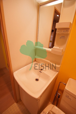 【洗面所】 | No.55 Wes-PROJECT55博多(ダブリューズプロジェクト55博多) | シンプルで使いやすい洗面台です！