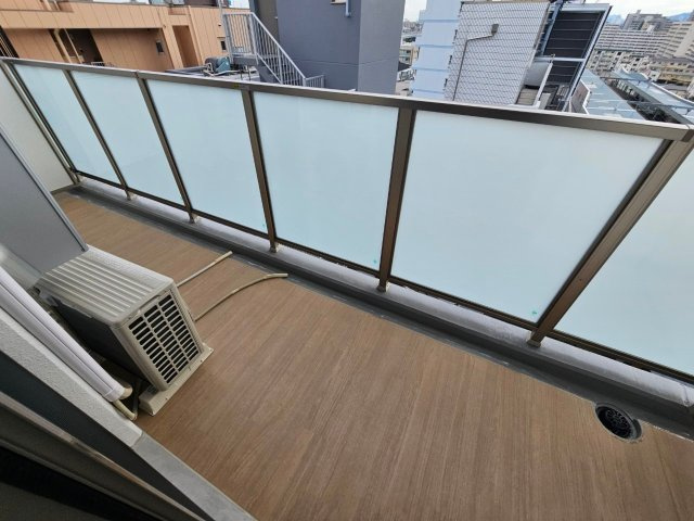 クラシェス深江のバルコニー