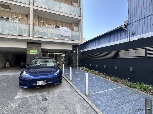 CITY SPIRE難波WESTⅡ　仲介手数料無料のエントランス