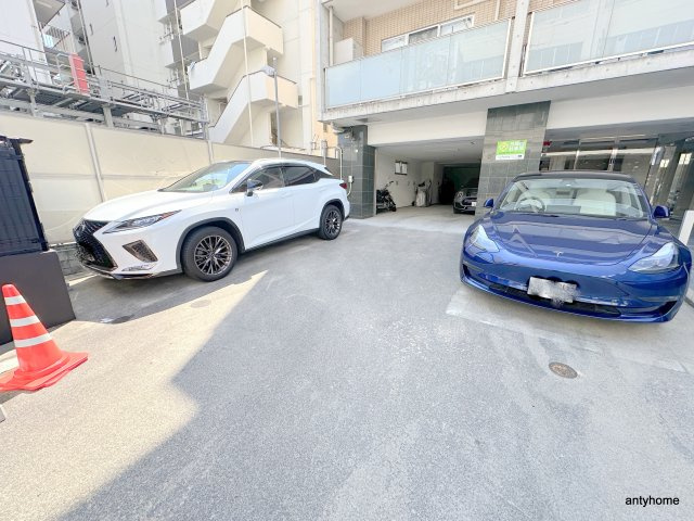 CITY SPIRE難波WESTⅡ　仲介手数料無料の駐車場