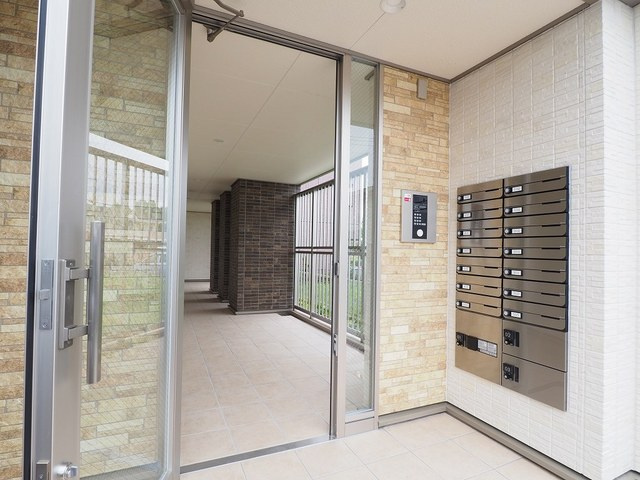 カトルセゾンのエントランス|エントランス