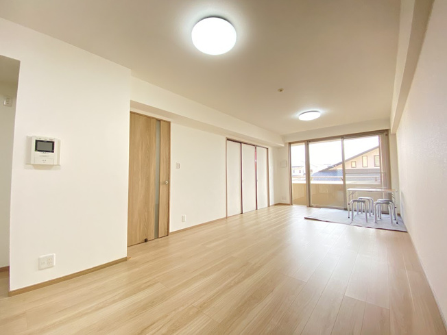 【居間・リビング】 | コアマンションネクステージ長嶺南