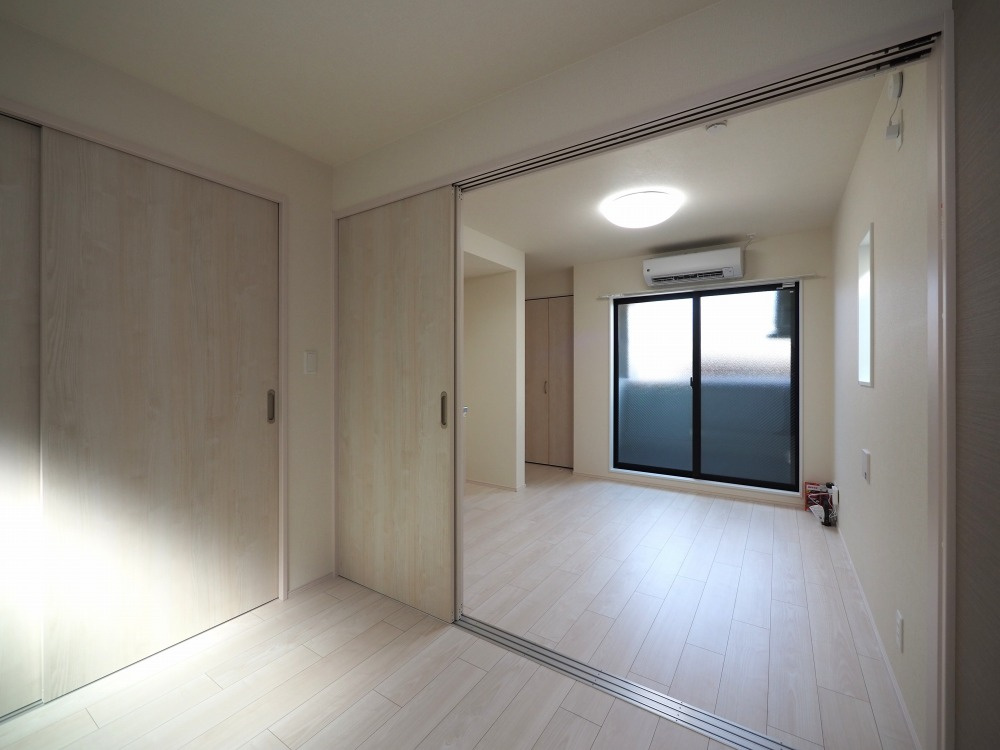 グランディールソレイユの洋室