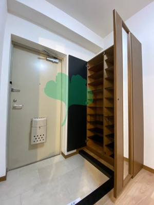 【玄関】 | グランデージ空港南 | 下駄箱もしっかりついてます！