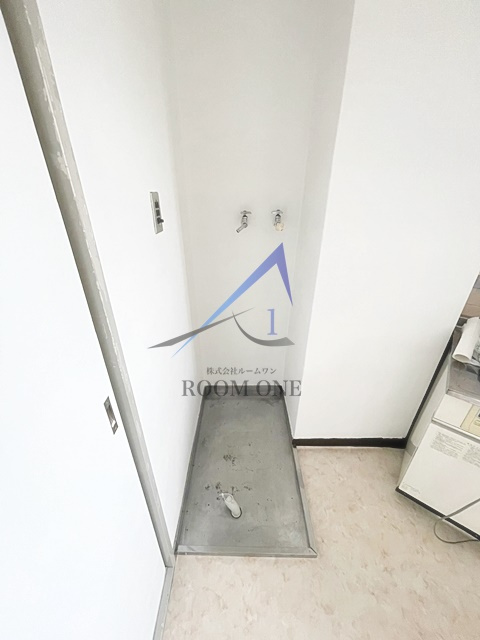 アファブル西早稲田の設備|洗濯機置き場です。